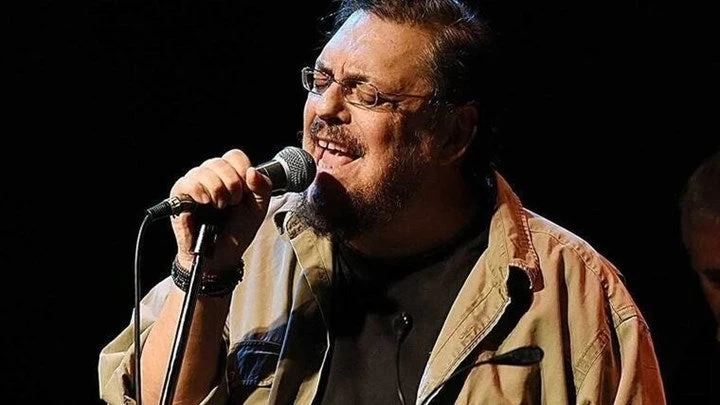 Η τελευταία συναυλία του Λαυρέντη Μαχαιρίτσα στο Βόλο (βίντεο)